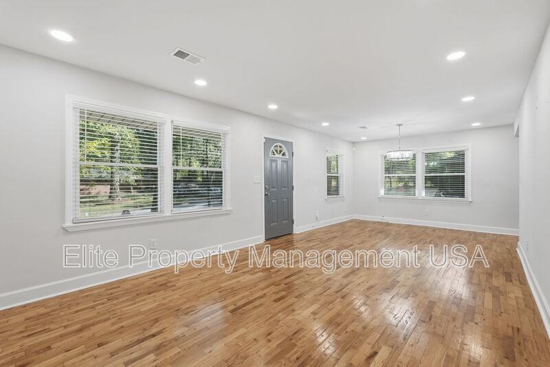 1395 Dennis Dr - Photo 5 of 18