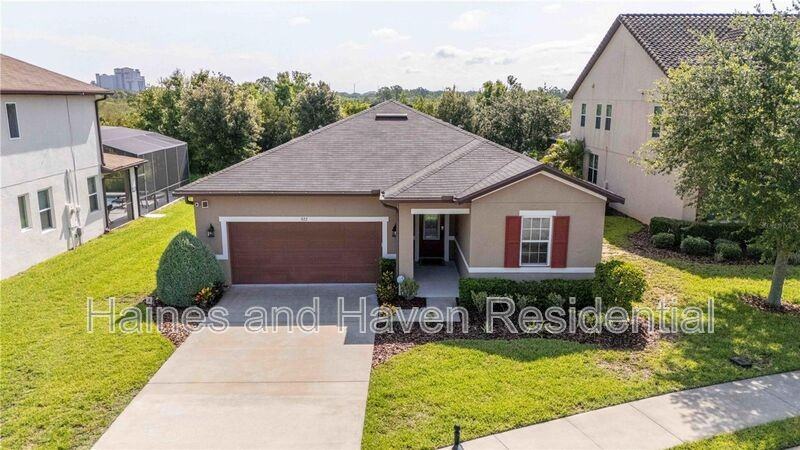 922 Suffolk Pl - Photo 2 of 35