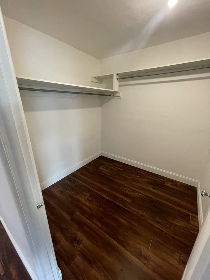 26 Carmalt St #39 - Photo 4 of 11