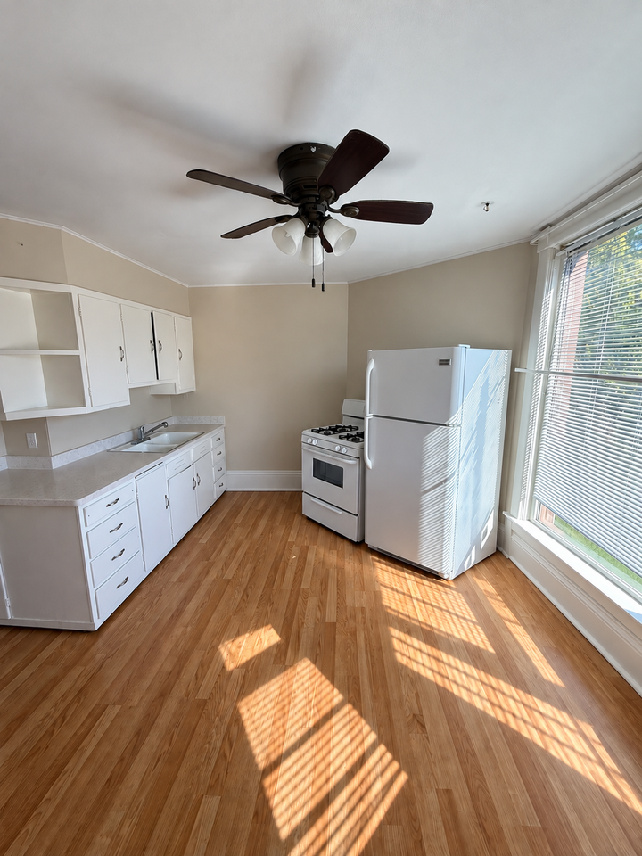 2612 Erie Ave #2 - Photo 3 of 6
