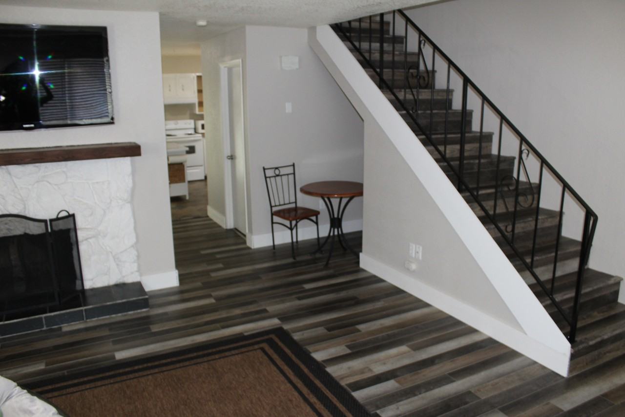 3421 N Shore Dr #3 - Photo 5 of 11
