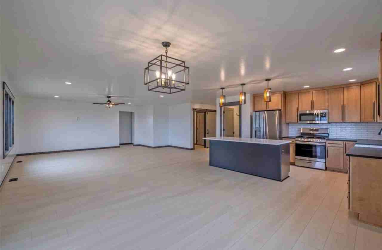 3820 Monarch Rd - Photo 5 of 17