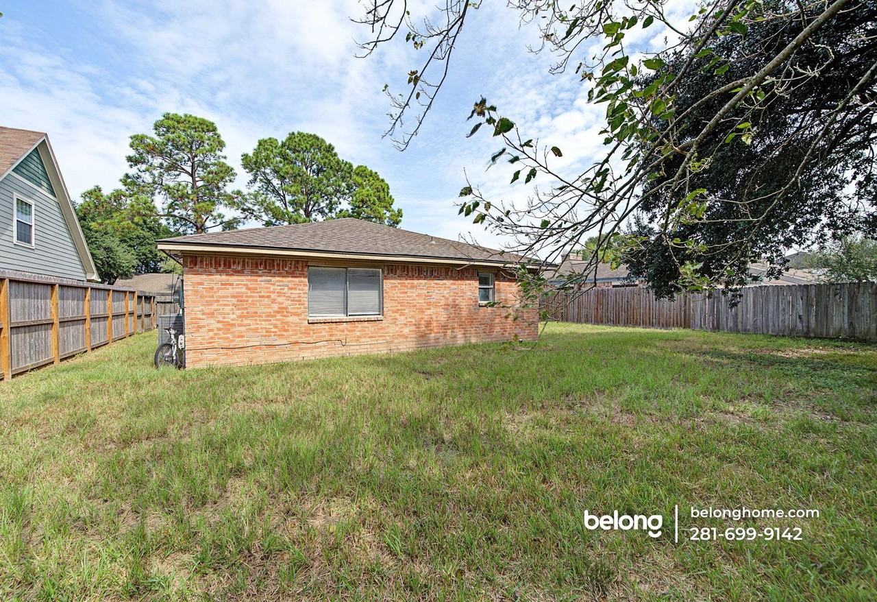 10007 Rippling Fields Dr - Photo 2 of 27
