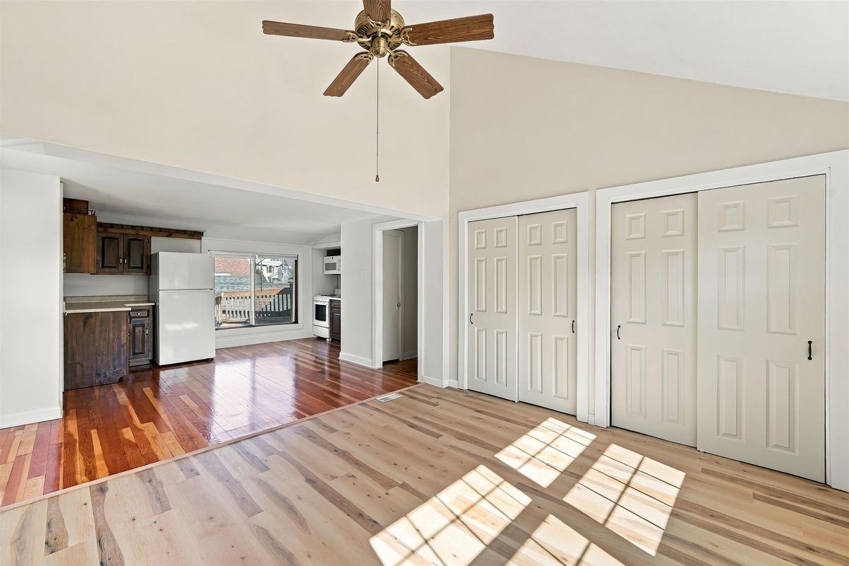 41 Gilman St - Photo 7 of 22