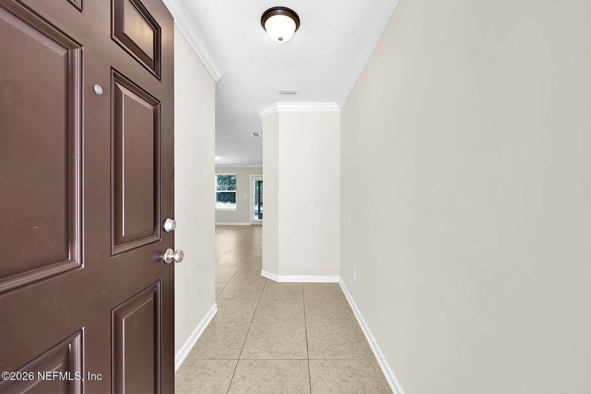 452 Walnut Dr - Photo 3 of 40