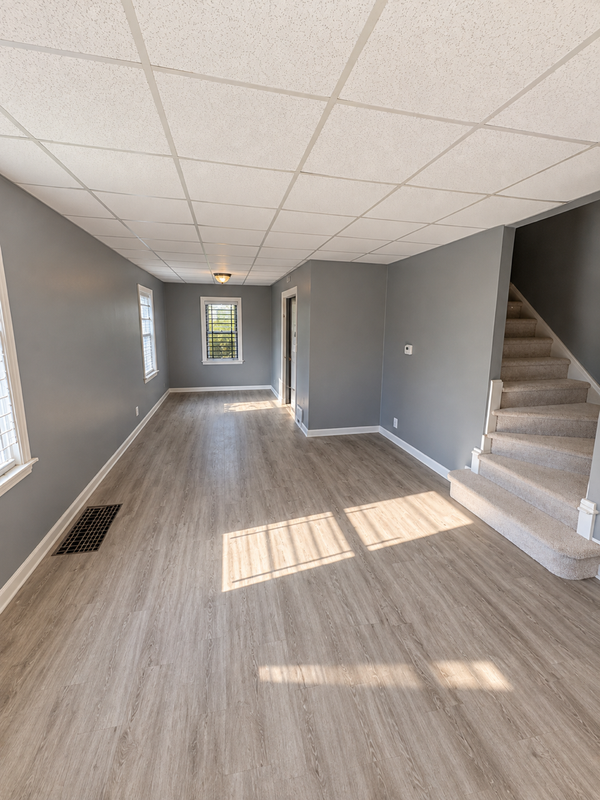 533 E 12th St - Photo 3 of 10