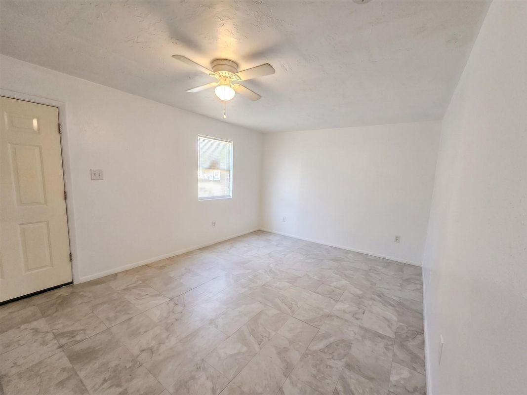 3440 Texas Ave - Photo 6 of 14