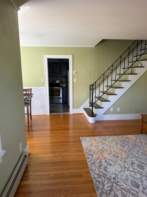 68 Van Dyke Ave - Photo 3 of 6