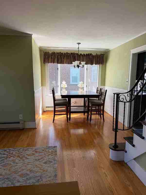 68 Van Dyke Ave - Photo 4 of 6