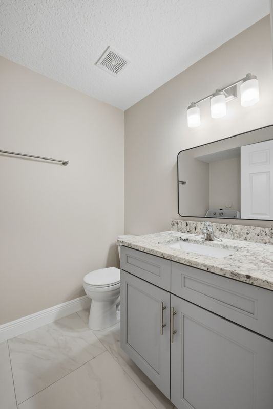 1033 Goldenrod Rd - Photo 3 of 13