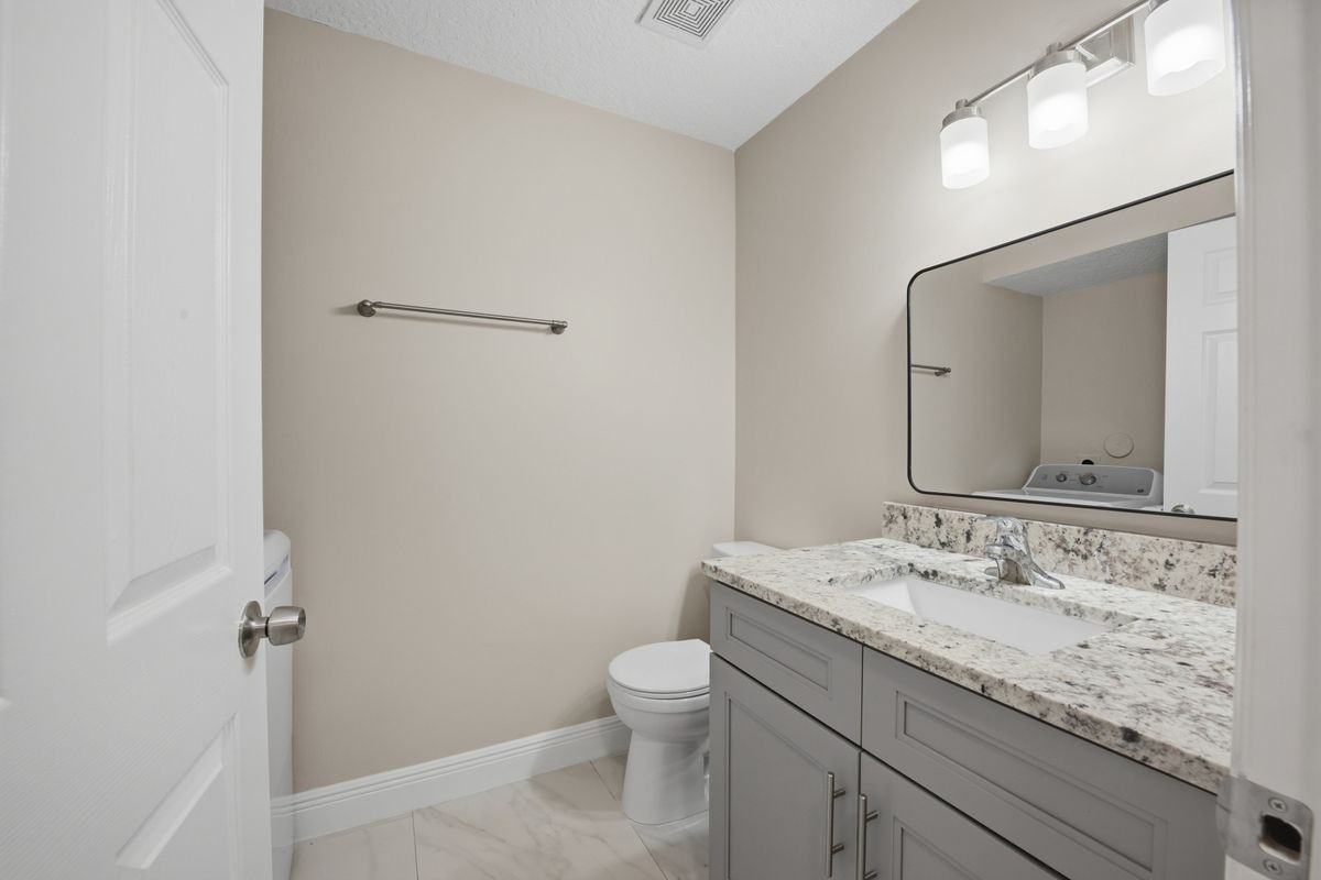 1033 Goldenrod Rd - Photo 6 of 13