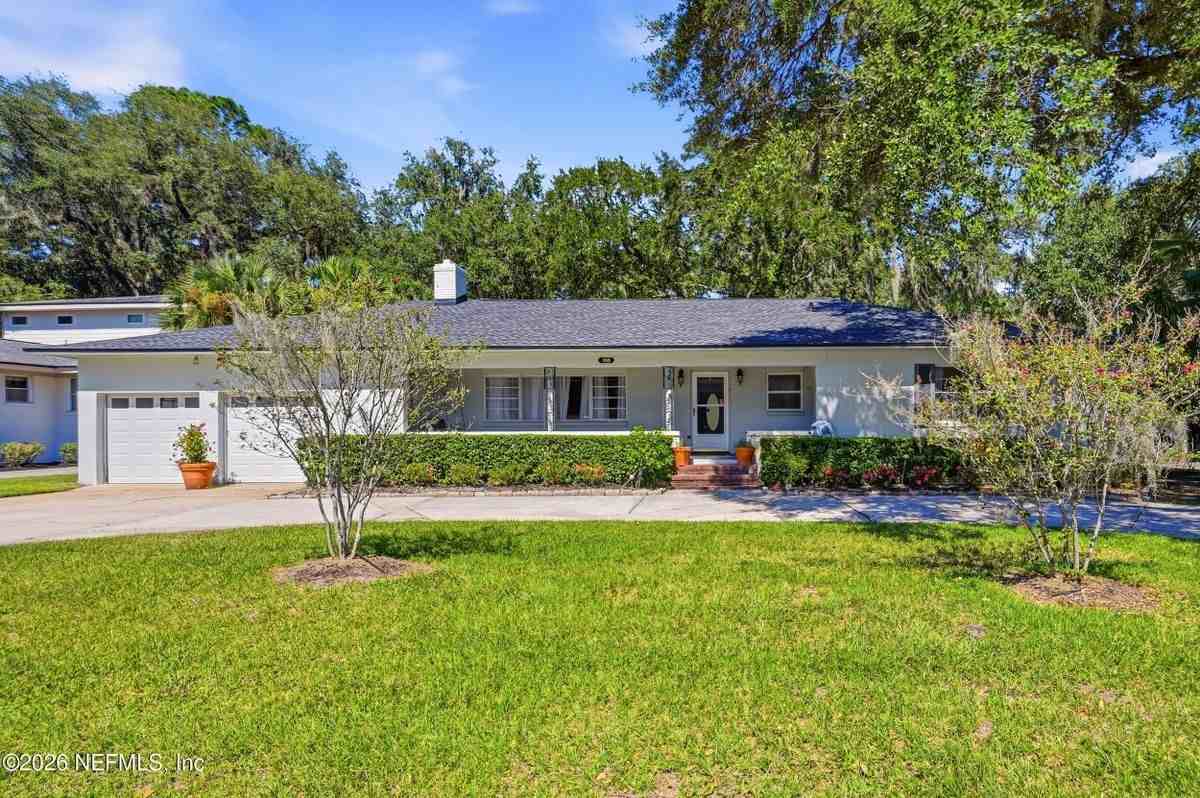955 Waterman Rd S - Photo 2 of 24