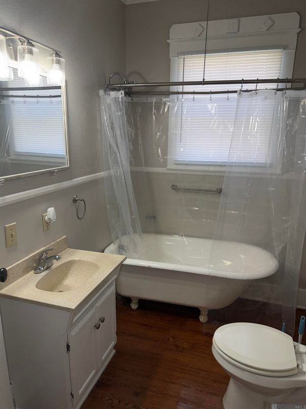 2060 Hemlock St - Photo 3 of 15