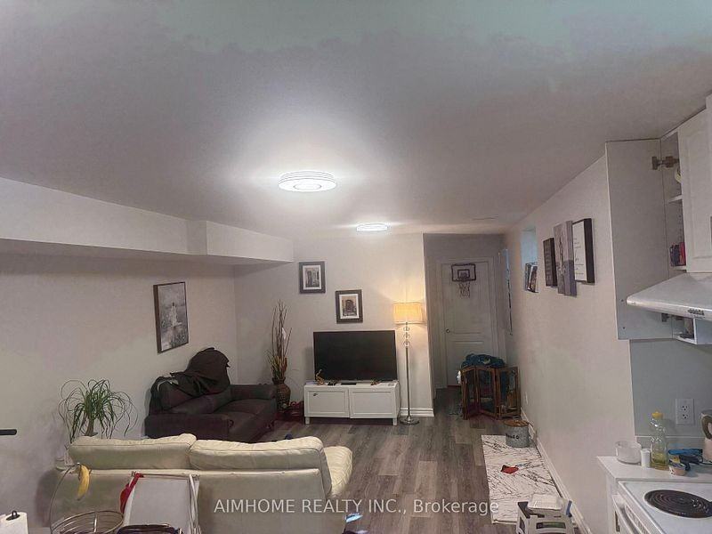 27 Maple Edge Lane - Photo 6 of 16