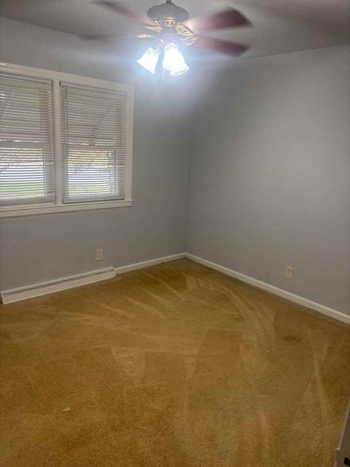 1533 Sherwood Dr - Photo 7 of 11
