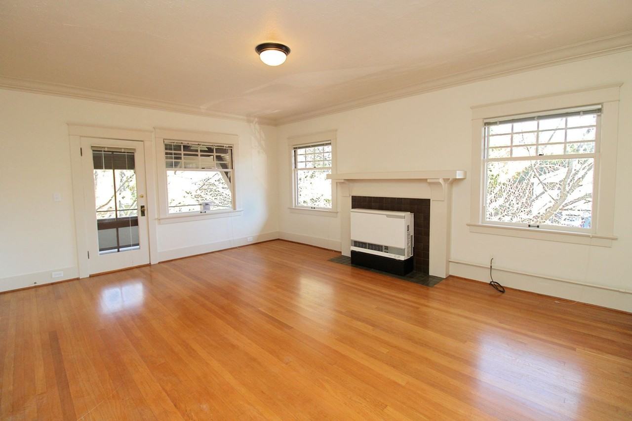 1636 Ne Tillamook St #2 - Photo 6 of 22