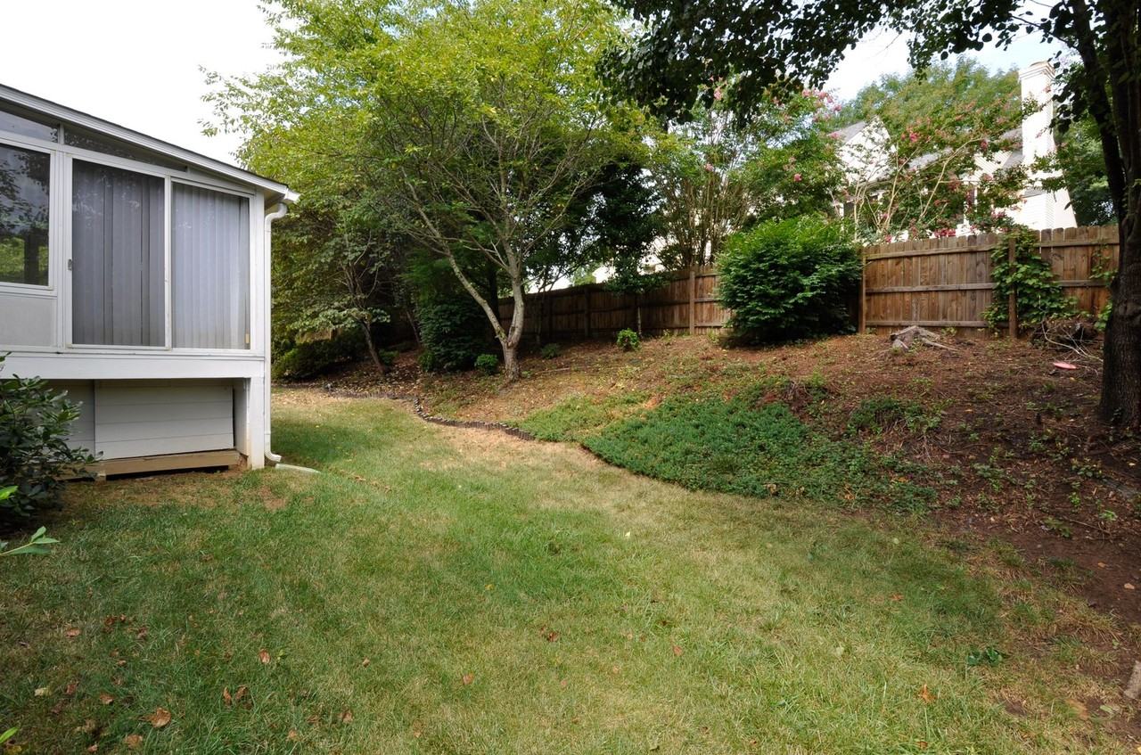 17 Sydney Ln - Photo 5 of 48