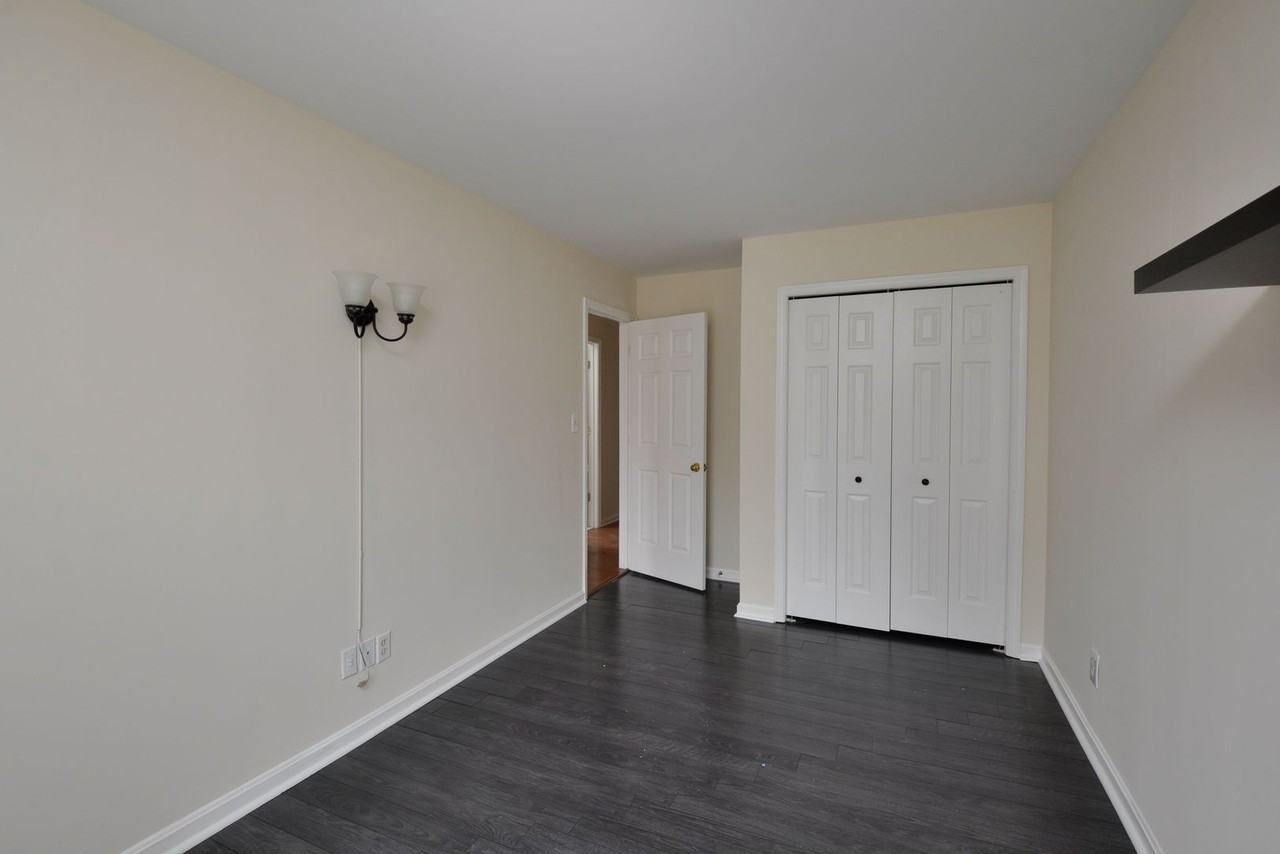 17 Sydney Ln - Photo 2 of 48