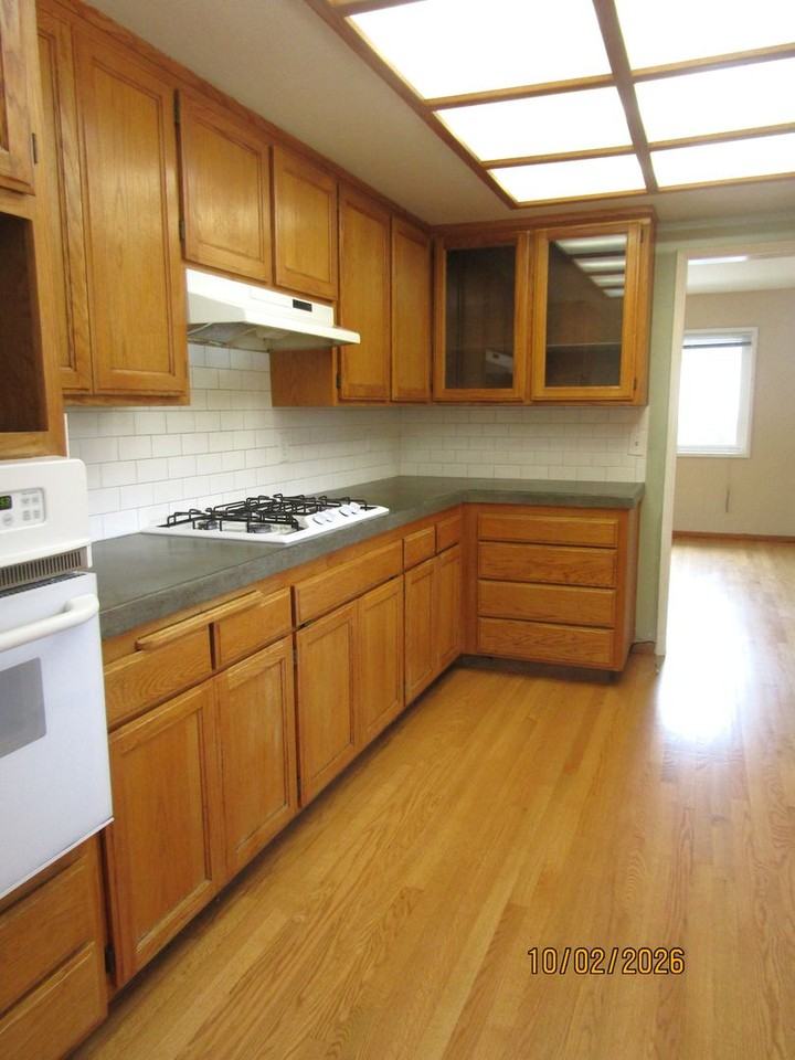 3618 Sleepy Hollow Dr - Photo 5 of 27