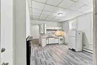 211-213 Locust St - Photo 1 of 1