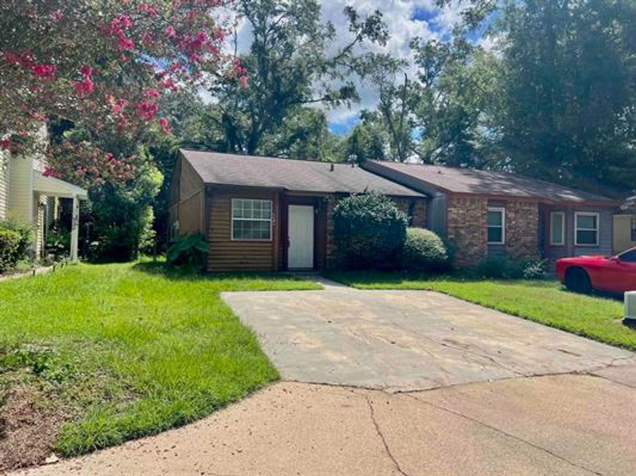 1101 Rockbrook Ct