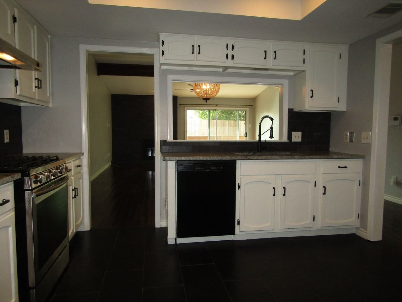 9217 Singing Quail Dr - Photo 4 of 26