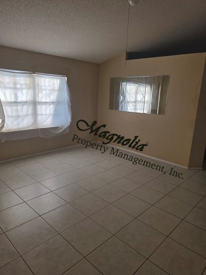 4612 Wassee Ct - Photo 4 of 18