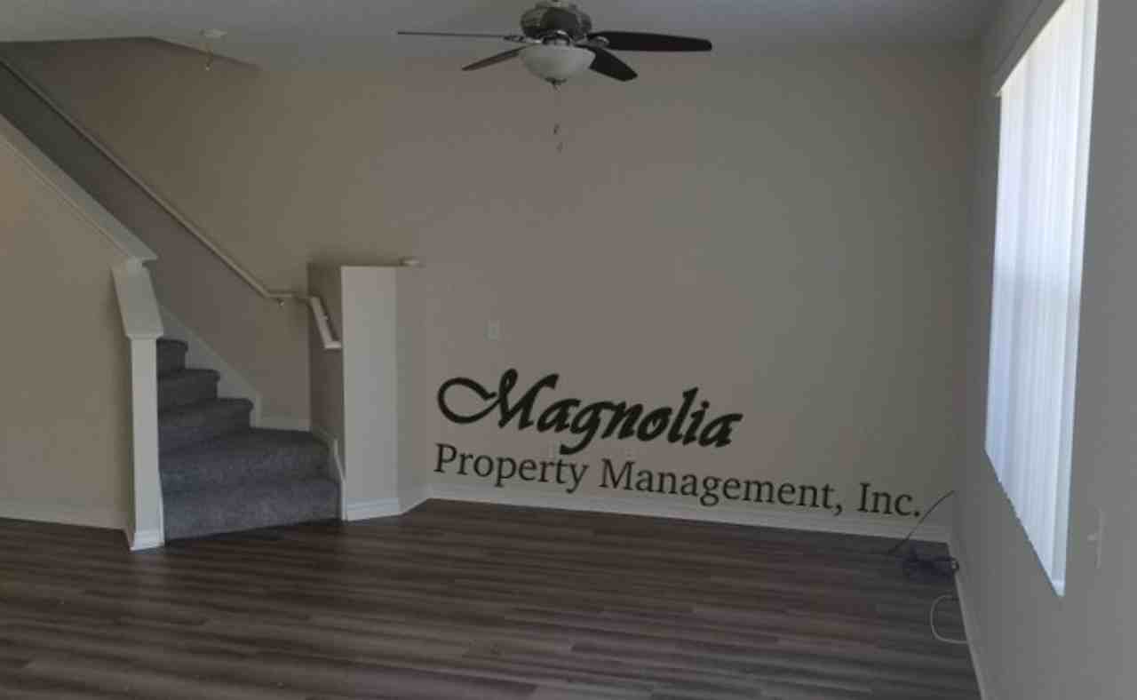 504 Penny Royal Pl - Photo 4 of 21