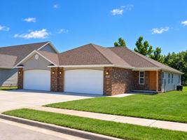 featured image of 632 S Rilynn Ave