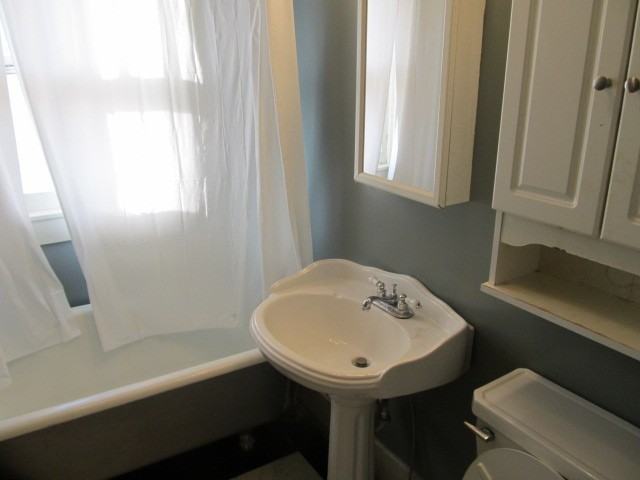 1007 Otto Ct - Photo 4 of 7