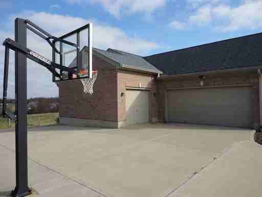 4472 Hackberry Ct - Photo 2 of 30