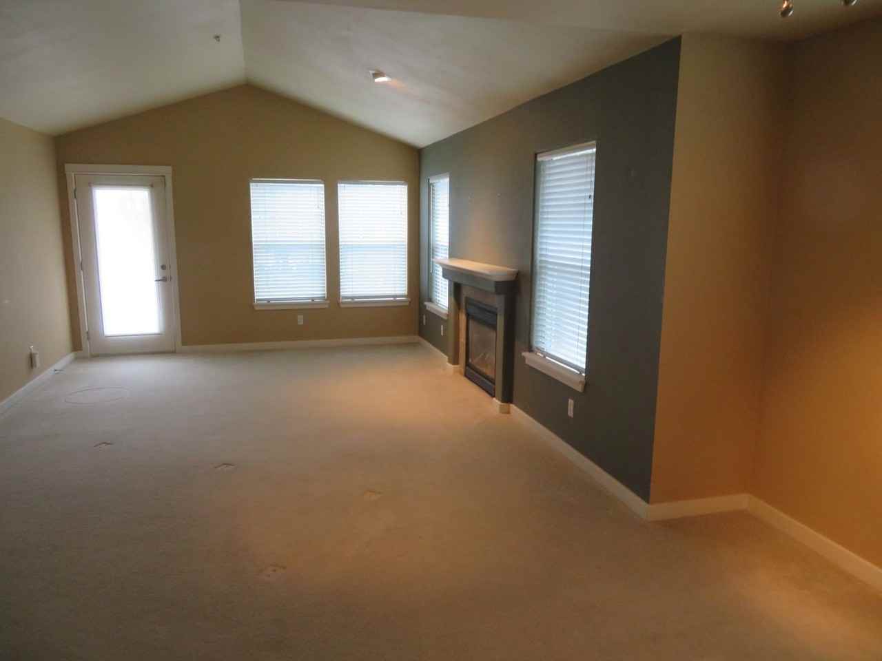 1755 Mcneil Cir - Photo 4 of 13