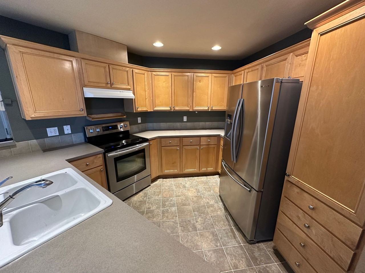 1755 Mcneil Cir - Photo 5 of 13
