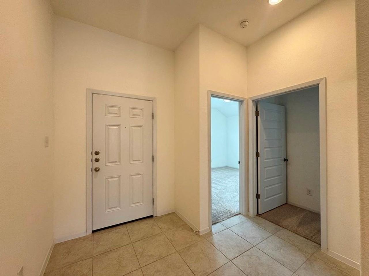 106 Watercourse Way - Photo 3 of 38