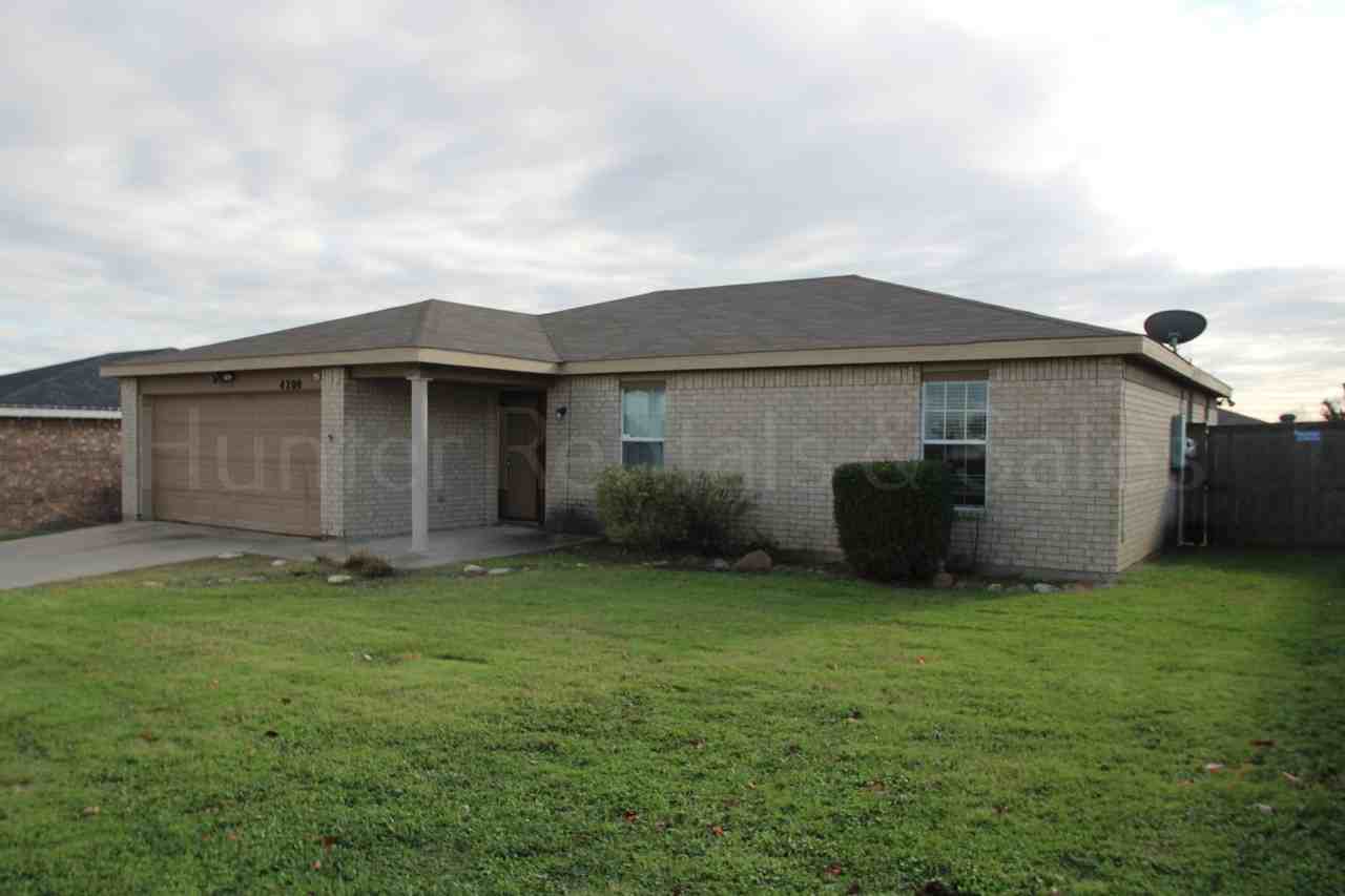 4200 Matt Ct - Photo 2 of 29