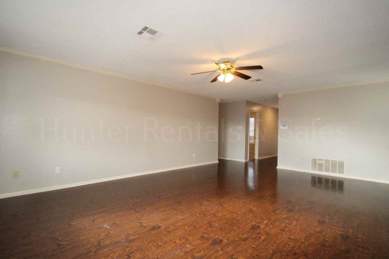 4200 Matt Ct - Photo 4 of 29