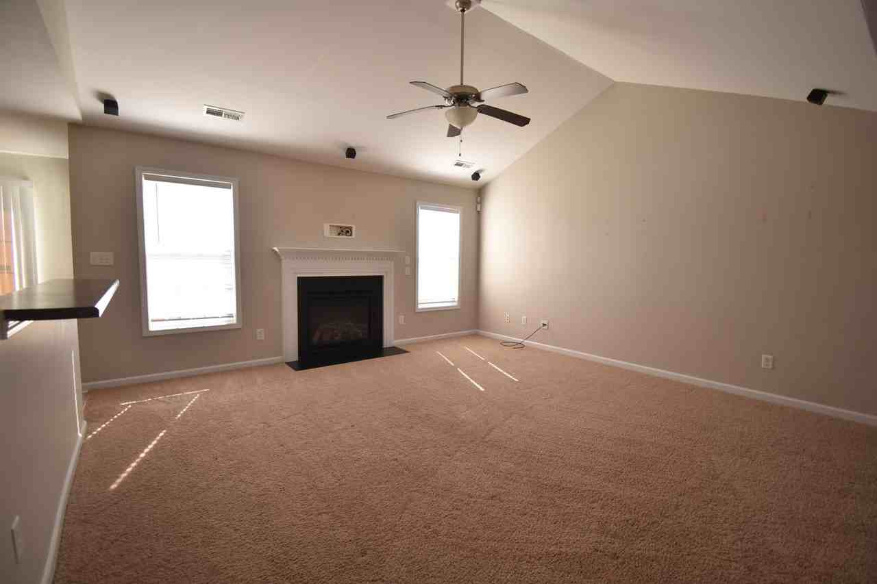 2044 Yellowbrick Rd - Photo 4 of 21