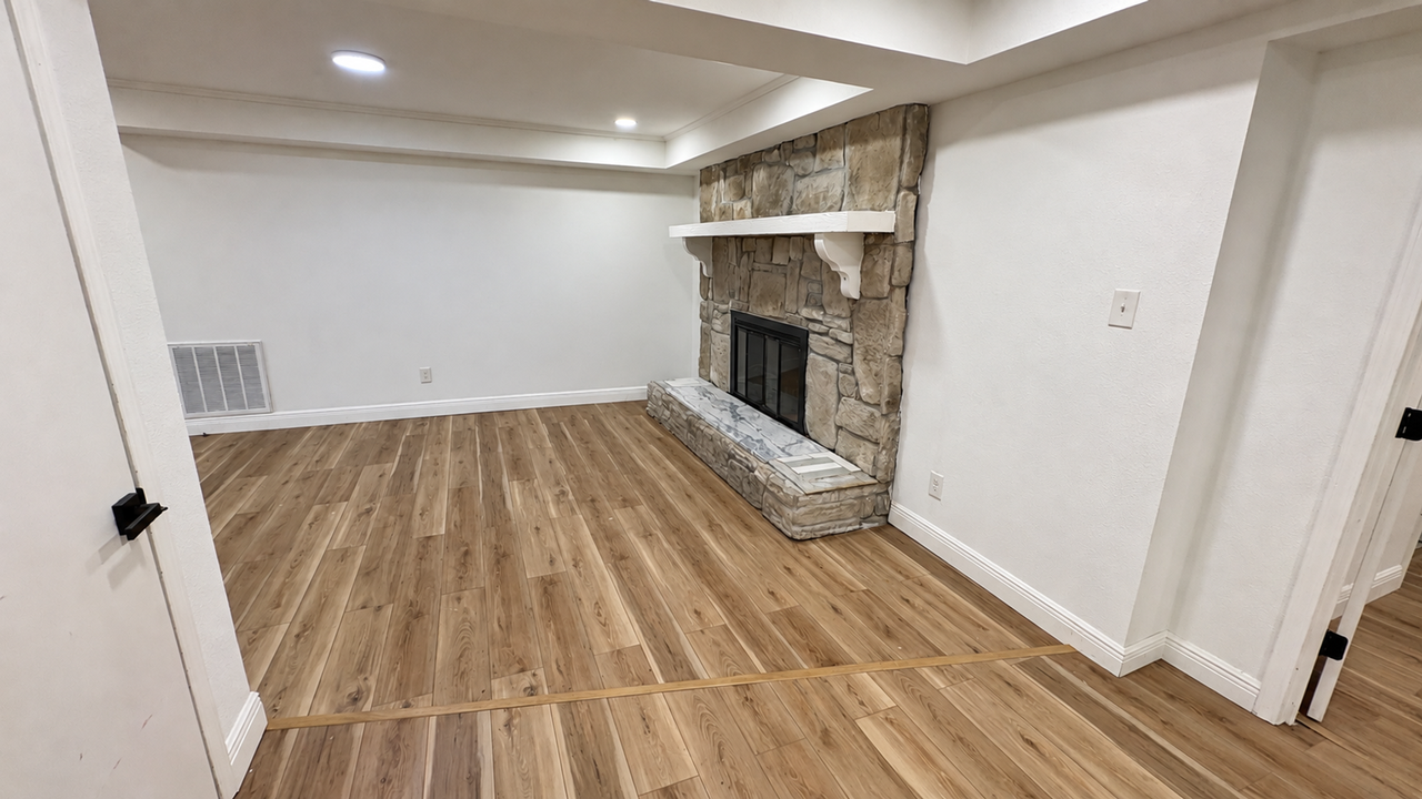 1409 Jill Dr - Photo 7 of 27