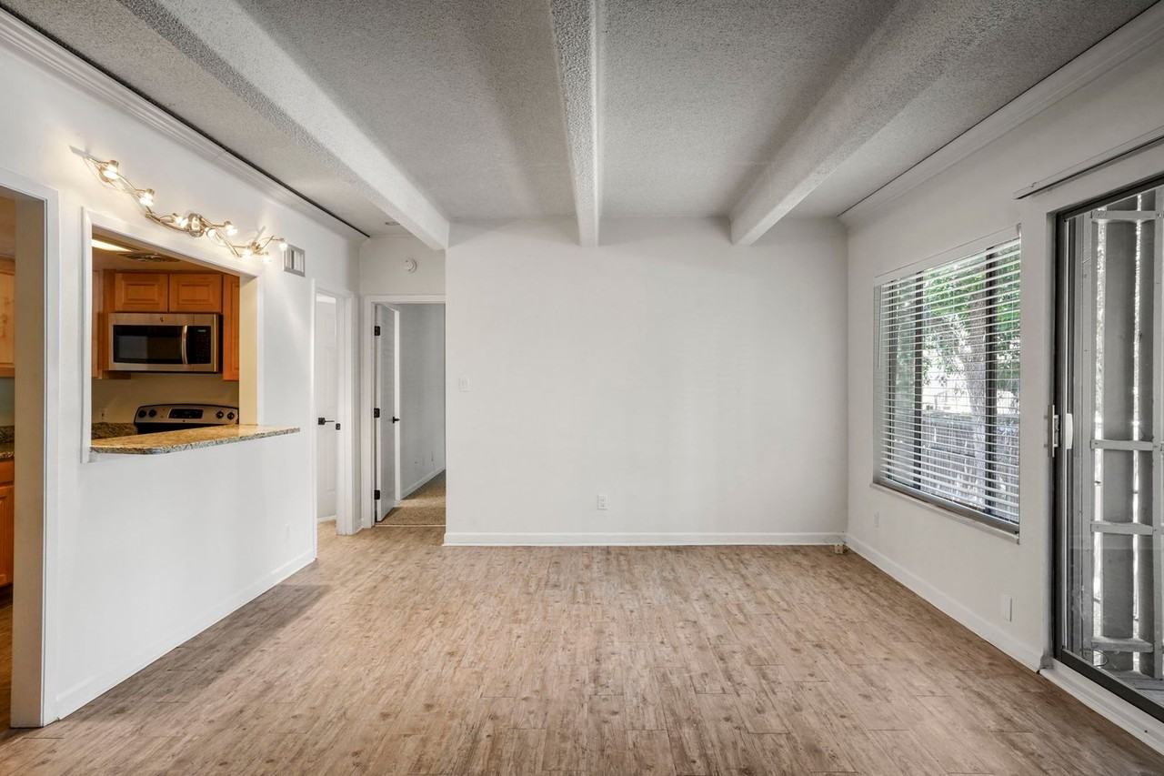 2525 S Dayton Way - Photo 2 of 27