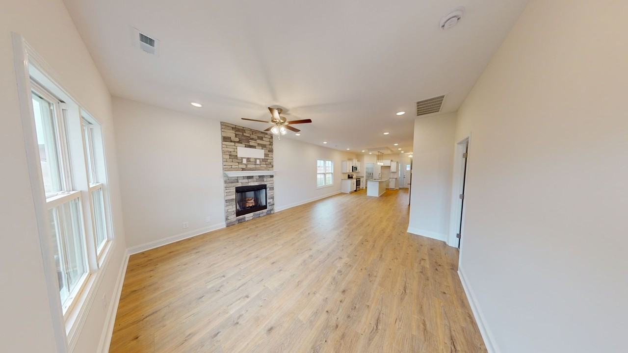433 Ayden Ln - Photo 5 of 10