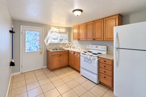 featured image of 323 Whiteriver Ave