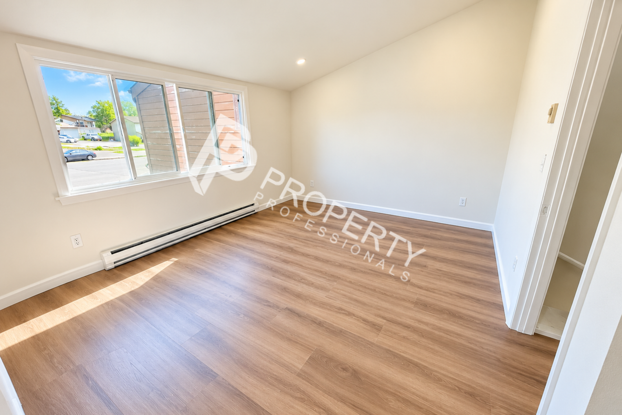 761 Elder Ct - Photo 3 of 5