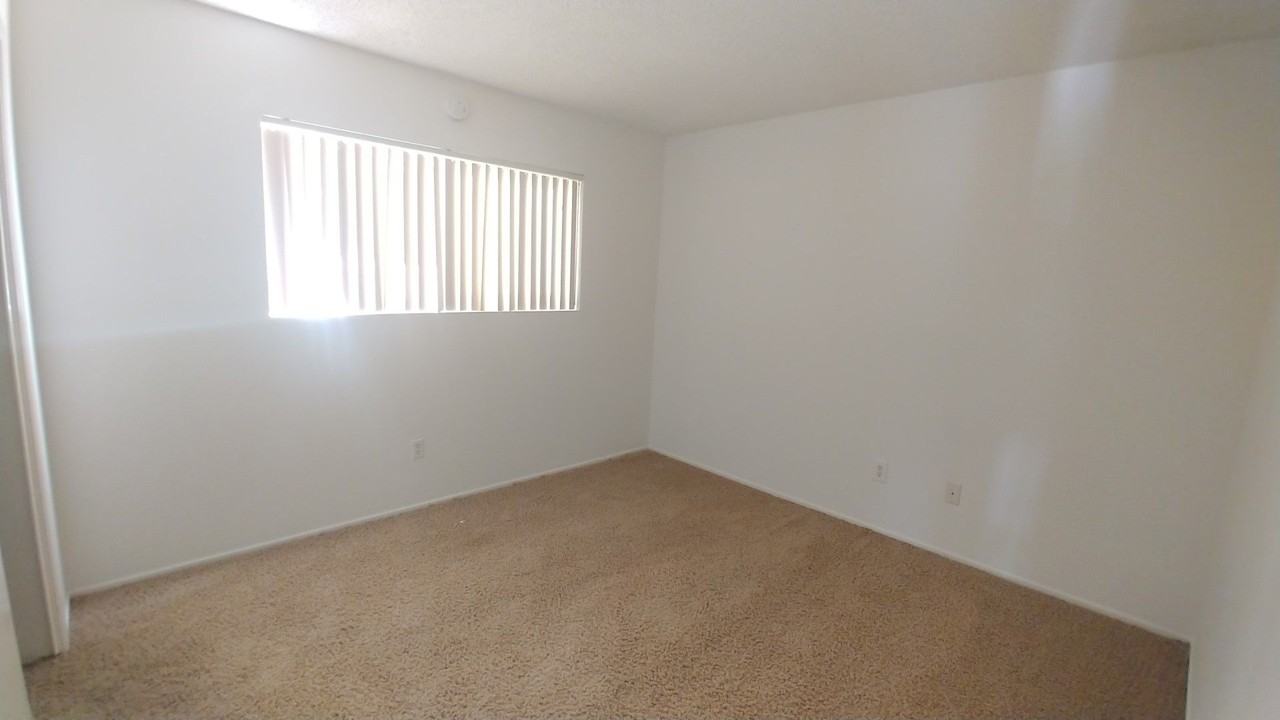 433 Monterey Blvd - Photo 4 of 7