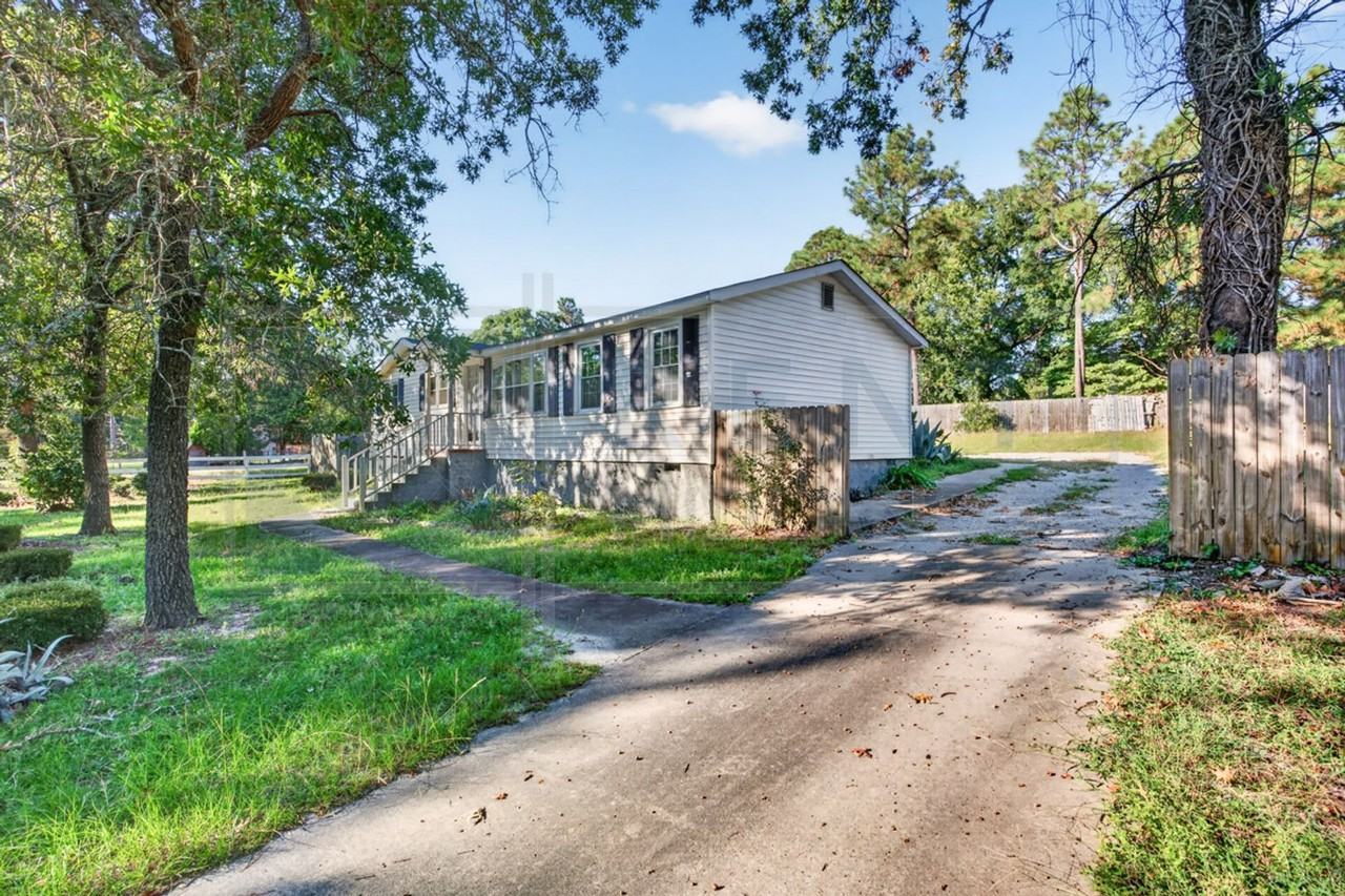 501 Fore Ave - Photo 6 of 31
