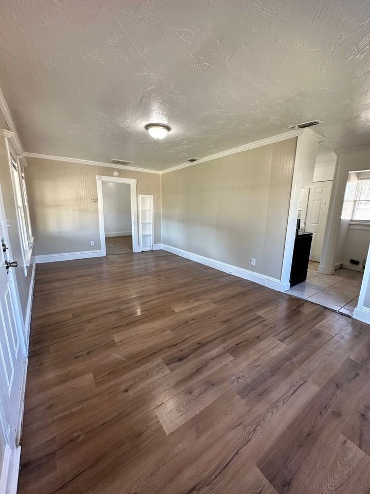 3600 S Polk St - Photo 2 of 14