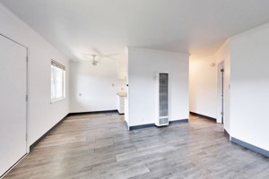 featured image of 1200 Davis St