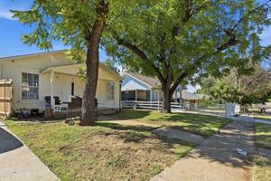 featured image of 2732 Avenue I