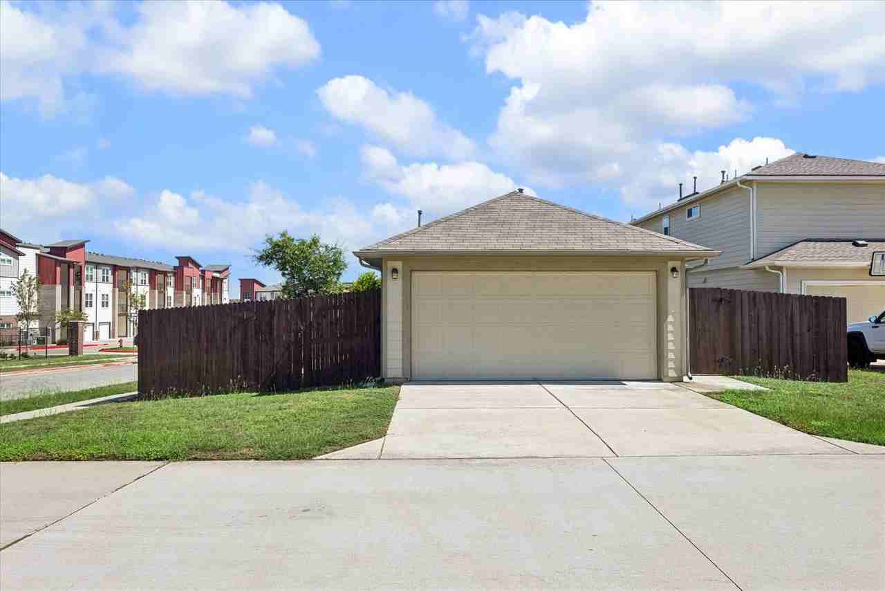10110 Lampton Ln - Photo 2 of 16