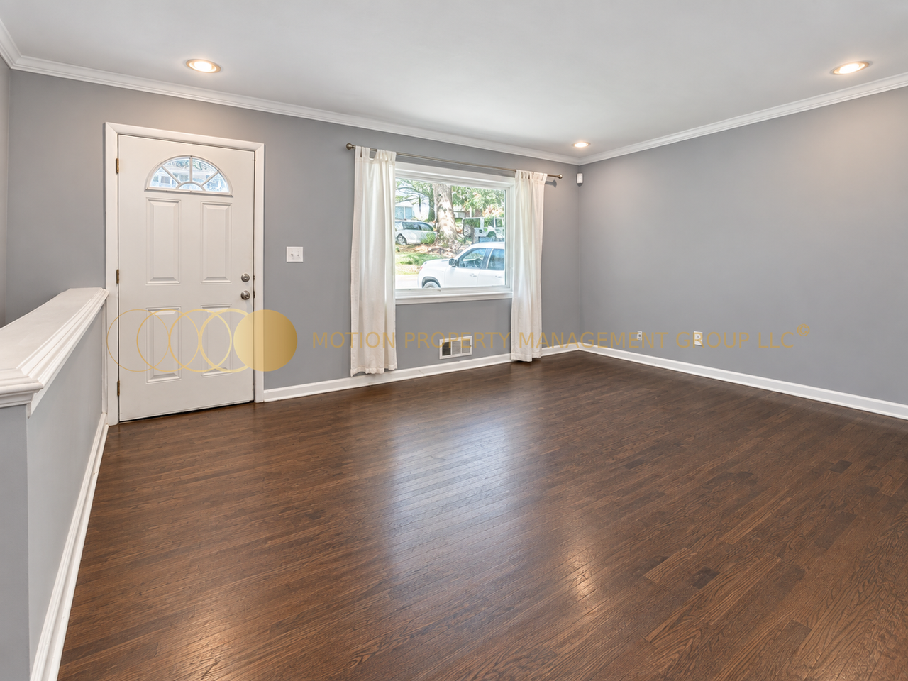 1749 Arkose Dr Se - Photo 2 of 11