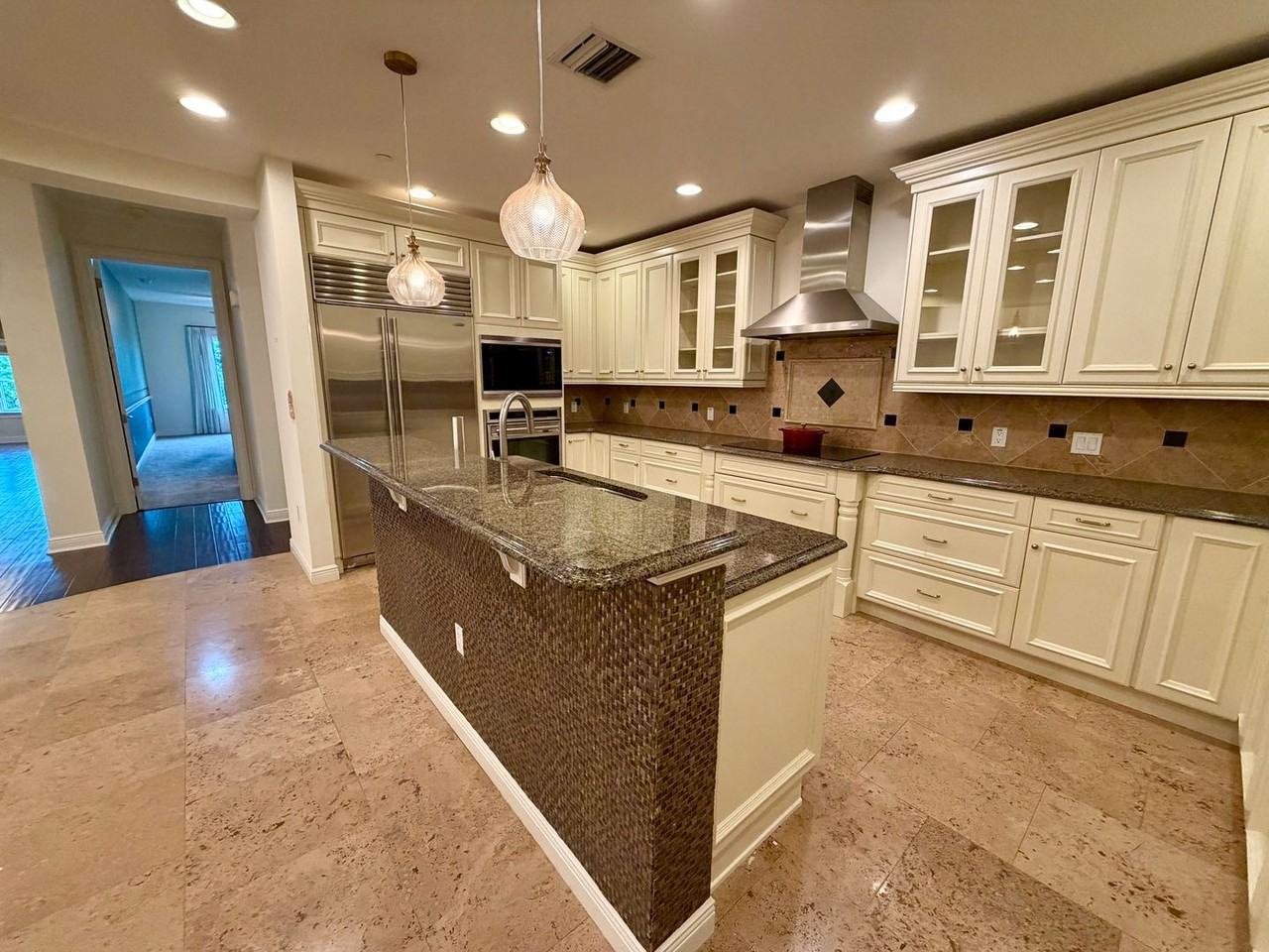100 S Virginia Ave #320 - Photo 5 of 34